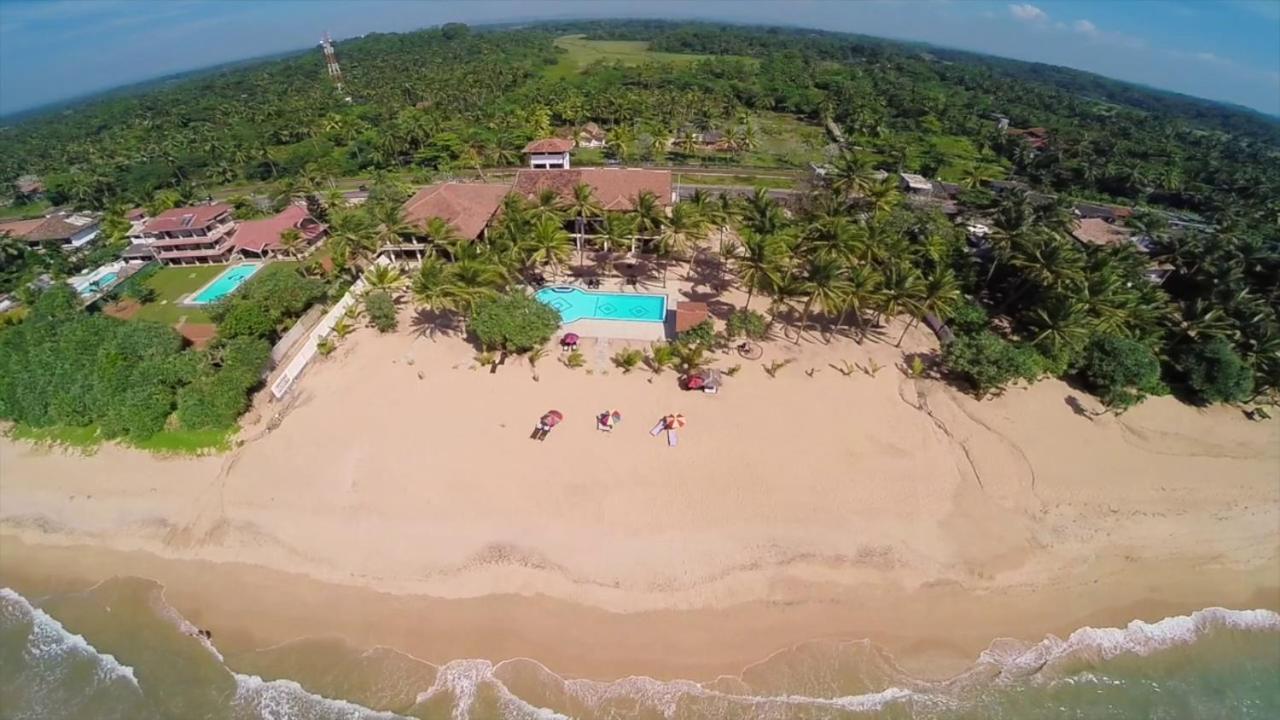 Whispering Palms Hotel Bentota Exterior foto